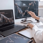 Top Prop Firms for Stock Traders – US Equities & CFDs
